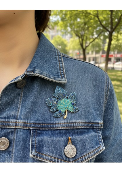 Pembe Zirkon Taşlı Çınar Yaprağı Broş, Kadın Yaka Iğnesi, Hediyelik Broş