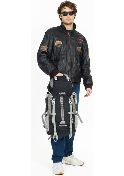 Mükemmel Denge, Maksimum Dayanıklılık: Profesyonel Dağcı Sırt Çantası 45 Litre Siyah fırsatları