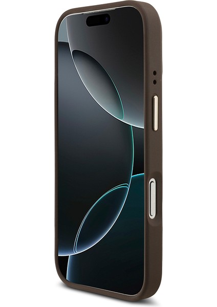 iPhone 17 Pro Uyumlu Kılıf Guess Lisanslı M-Safeli 4g Metal Büyük Logolu Kartlıklı Kapak Kahverengi