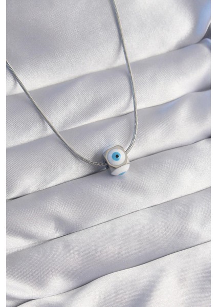 Kadın 5’li Gümüş Renk Takı Seti – Mineli Nazar Kolye, Yonca Kolye, Italyan Zincir Kolye, Kelebek Yüzük ve Çiçek Model Yüzük