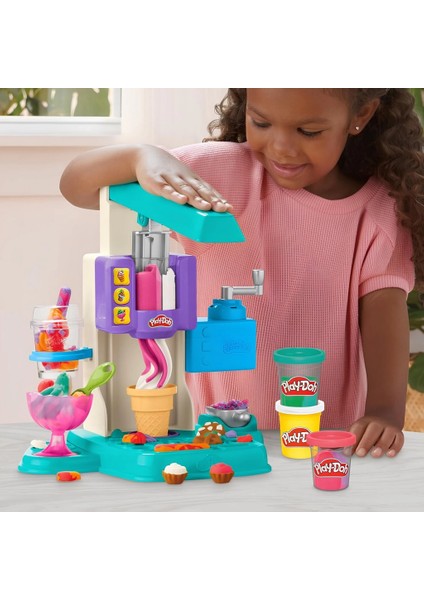 Hasbro Play-Doh Gökkuşağı Girdaplı Dondurma Oyun Seti G0028 indirimleri