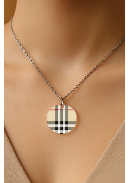 Şeffaf Sert Akrilik Kolye Ucu ve Üzeri Zincirli Desenli Kolye BURBER8544