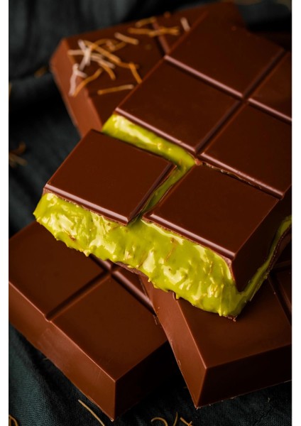 Dubai Çikolatası (Beyaz Çikolatalı) indirimleri