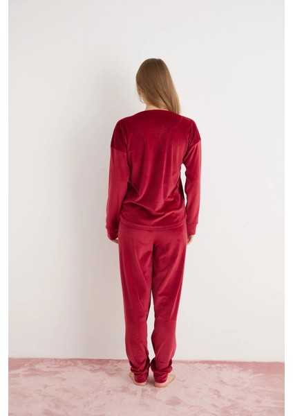 Kadın Yumuşak Kadife Bordo Pijama Takımı modelleri