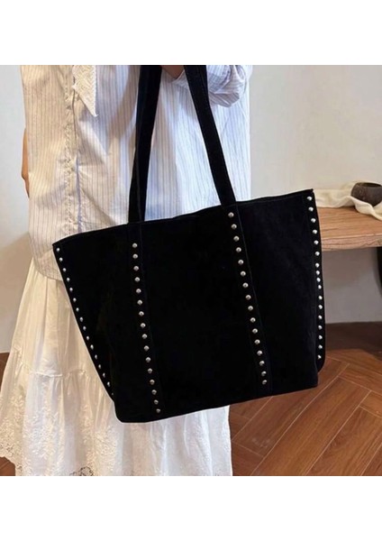 Süet Doku Zımbalı Kadın Çanta