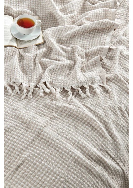 Çift Kişilik Yatak Pikesi Piramit Bej 200 x 230 cm fiyatları