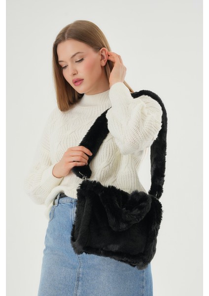 Soft Fluffy Bag / Black Uzun Saplı Peluş Çanta / Cross Body En : 24 Boy : 18