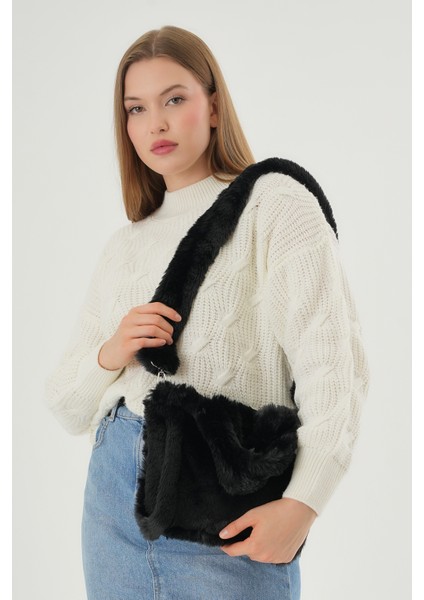 Soft Fluffy Bag / Black Uzun Saplı Peluş Çanta / Cross Body En : 24 Boy : 18