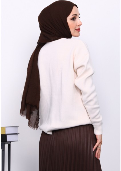 Krem Nakışlı Düğmeli Triko Hırka fırsatları