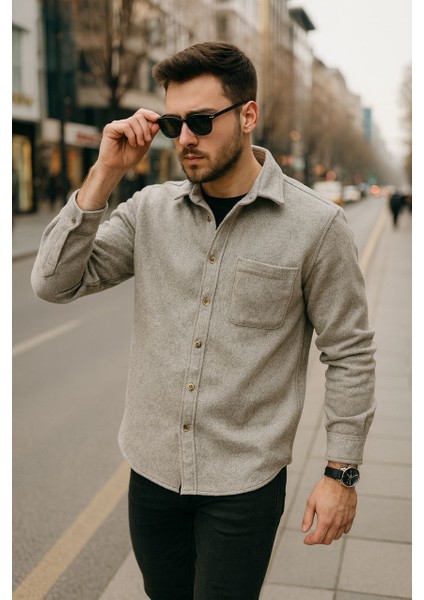 Erkek Kaşe Gömlek – Ekru Renk, Cepli, Soğuk Havalara Uygun