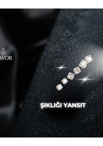 Gümüş Renk Kare Zirkon Taşlı Kadın Küpe Seti - 316L Çelik, Zarif ve Şık Tasarım