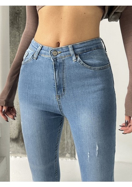 Kadın Diz Lazer Yırtık Işlemli Kot Dar Paça fırsatları