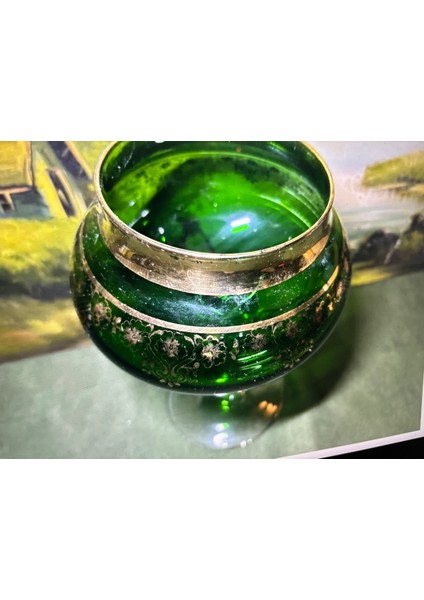 20 cm Boyunda 14 cm Çapında Şekerlik