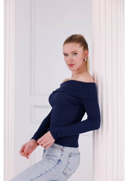 Madonna Yaka Uzun Kollu Fitilli Kadın Bluz fırsatları