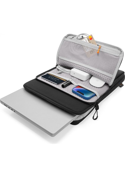 Defenderace Serisi 13'' Siyah Notebook Omuz Çantası - A03C2D1 modelleri