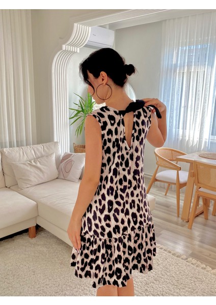 Kadın Kolsuz Sırttan Bağlamalı Fırfırlı Leopar Desenli Süprem Elbise