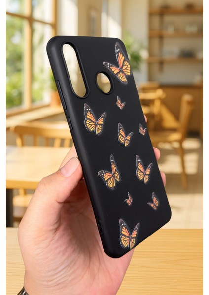 Huawei P30 Lite Uyumlu Turuncu Kelebek Desenli Silikon Darbe Emici Klasik Korumalı Rubber Kılıf modelleri