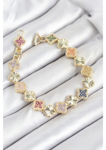 Bfs Pirinç Vıp Seri Yonca Zirkon Taşlı Kadın Bileklik fiyatları