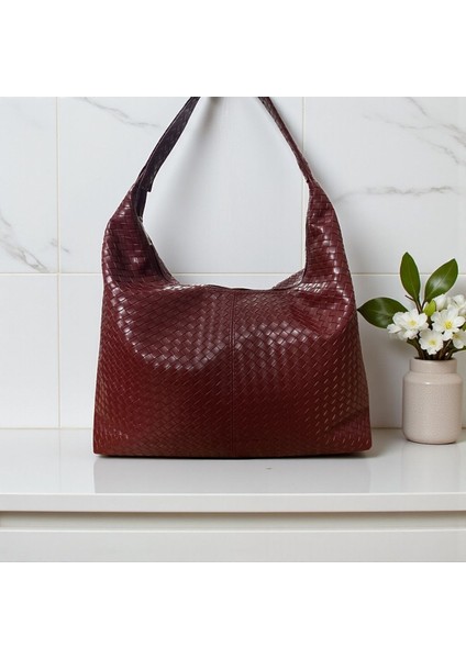 Örgü Detaylı Salaş Kadın Omuz Çantası