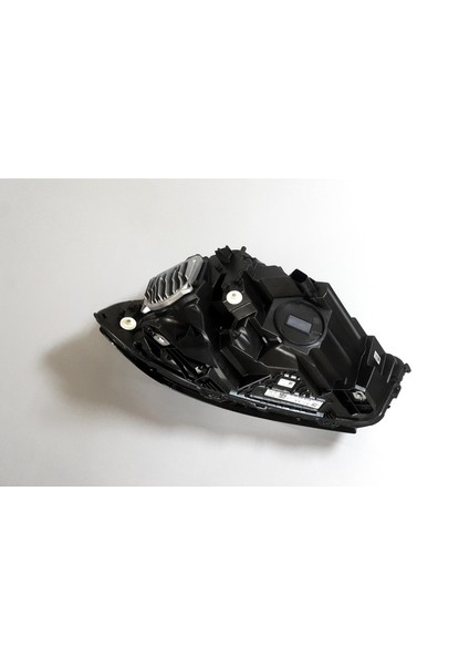 Mercedes A Serisi W176 2013-2019 Ön Xenon Far LED Sağ Oem fırsatları