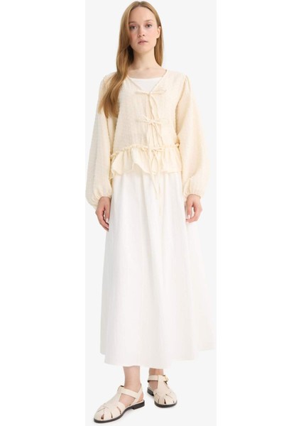 Regular Fit V Yaka Müslin Önden Bağlamalı Uzun Kollu Tunik F9173AX25AU indirimleri