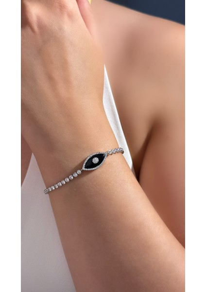 Beyaz Altın Rodajlı Oniks Taşlı Nazar Göz Su Yolu Bileklilk 925 Ayar Gümüş fiyatları