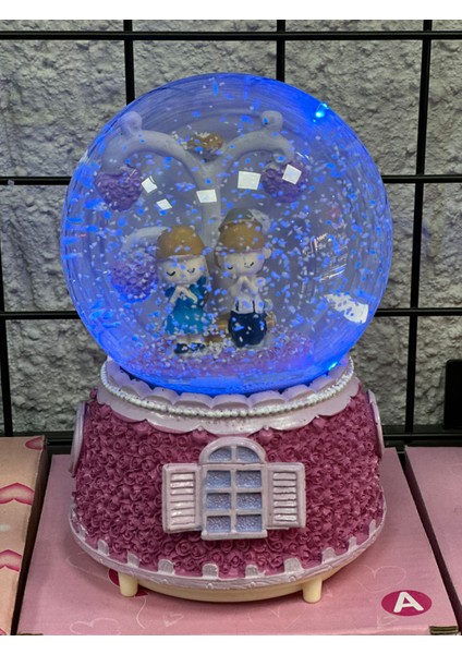 Dua Eden Çift Temalı Işıklı Müzikli Kar Püskürtmeli Büyük Boy Pilli Kar Küresi modelleri