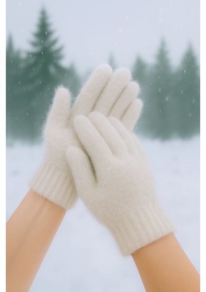 Krem Peluş Kışlık Yumuşak Dokulu Eldiven (Standart)