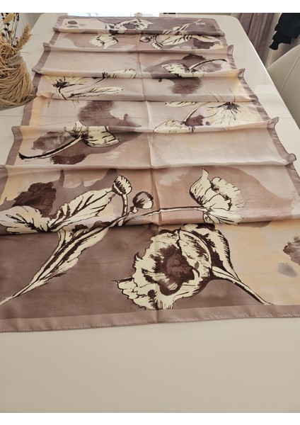 Çiçek Desenli Kahve ve Bej Tonlarında Soft Şal