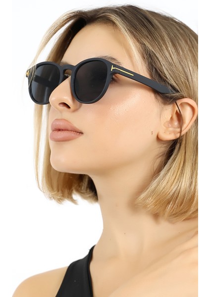 Kadın Mat Siyah Oval UV400 Güneş Gözlüğü Gold Detay WP25-