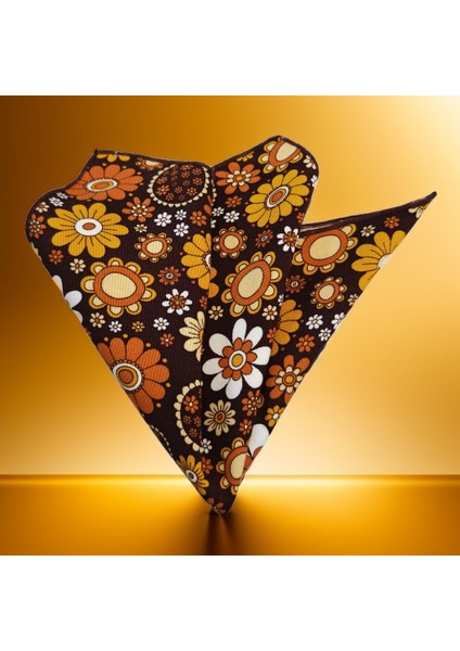 Kahvrengi Üzeri Sarı Turuncu Çiçek Baskılı Cep Aksesuarı Yaka Mendili