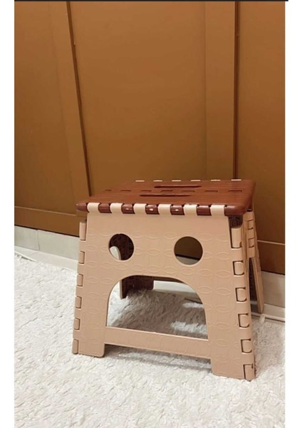 Katlanabilir Plastik Tabure 31X26 cm – Kamp, Piknik ve Bahçe Kullanımı Için