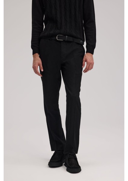 Siyah Regular Fit Kumaş Pantolon