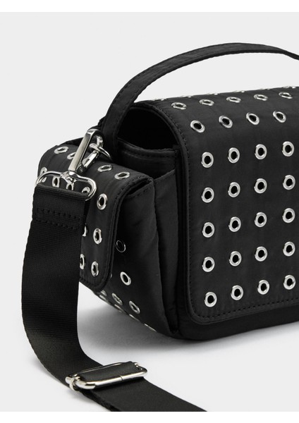 Zımba Detaylı Teknik Kumaş Çapraz Çanta modelleri