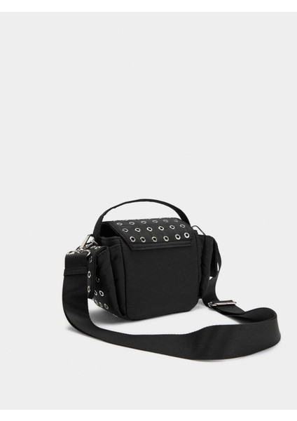 Zımba Detaylı Teknik Kumaş Çapraz Çanta fırsatları