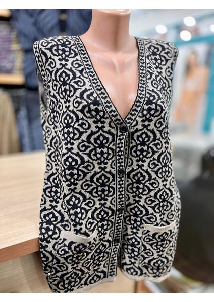 Kadın Triko Düğmeli Cepli Desenli Yelek fiyatları