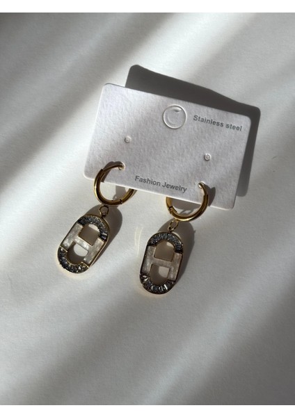 Oval Beyaz Mineli Zirkon Taşlı Vip Gold Çelik Sallantılı Küpe fırsatları