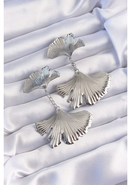 Pirinç Gümüş Renk Tırtıklı Yaprak Model Sallantılı Küpe