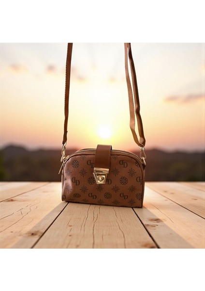 Gold Detaylı Kadın Omuz Çanta