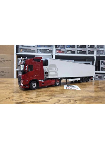 1/24 Volvo Fh5 Xl 500 + Soğutuculu Treyler – Solido modelleri