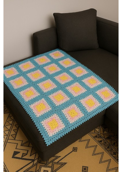 El Yapımı Pastel Renkli Kare Motif Örgü Battaniye – Yumuşak Dokulu El Emeği fırsatları