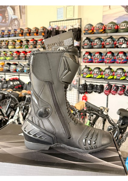 Racing Bot Sıyah fırsatları