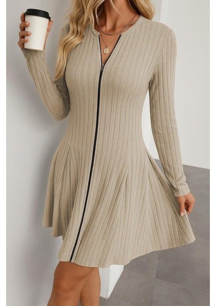 Kadın Uzun Kollu Önden Fermuarlı Pileli Şardonlu Kaşkorse Mini Elbise