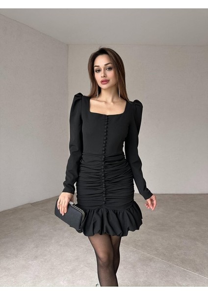 Kare Yaka Önü Düğme Detaylı Drapeli Etek Ucu Fırfırlı Stayle Bordo Mini Elbise