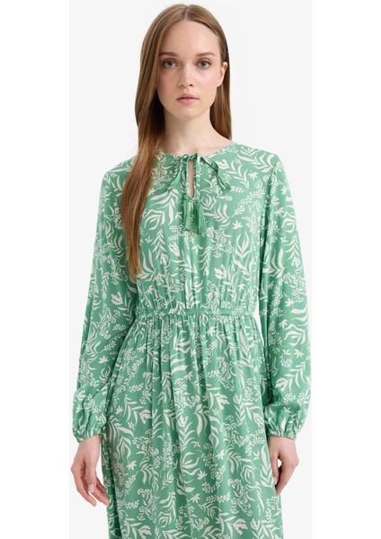 Bisiklet Yaka Desenli Viskon Uzun Kollu Maxi Elbise fırsatları