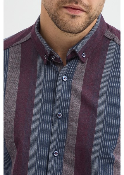 Regular Fit Pamuk Karışımlı Melanj Çizgili Düğmeli Yaka Erkek Gömlek fırsatları