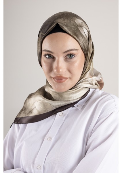 Dijital Kristal Desenli Eşarp 95x95 – Pastel Desen-4 fırsatları