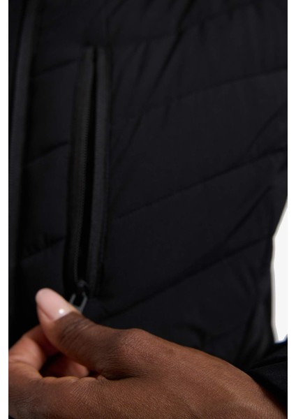 Su İtici Regular Fit Kapüşonlu Şişme Parka Mont C6035AX25WN