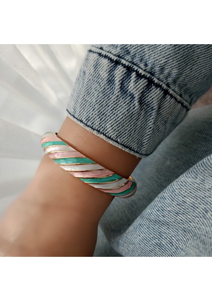 Lente Aksesuar Gold Kaplama Mineli Kelepçe/pembe Mint Renkli Sarmal Desenli Vintage Kadın Bileklik indirimleri