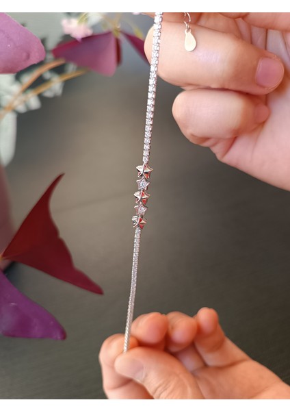 925 Ayar Gümüş Yıldız Detaylı Genç/yetişkin Kadın Bilekliği - Şık Tasarım modelleri